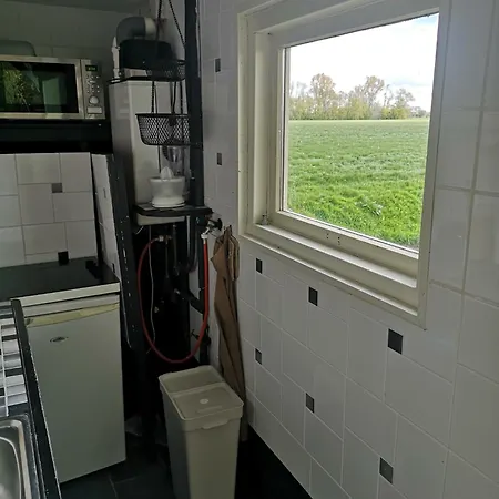 Sweet Tiny House *